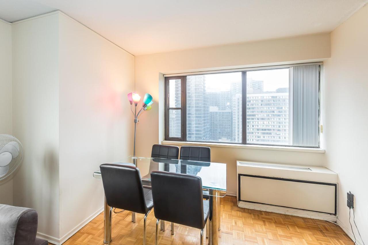 Apartamento Toronto Furnished Living-Gerard Exterior foto
