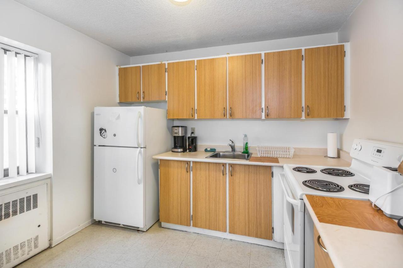 Apartamento Toronto Furnished Living-Gerard Exterior foto