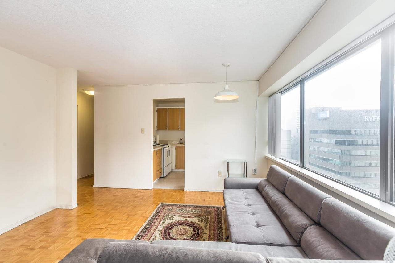 Apartamento Toronto Furnished Living-Gerard Exterior foto