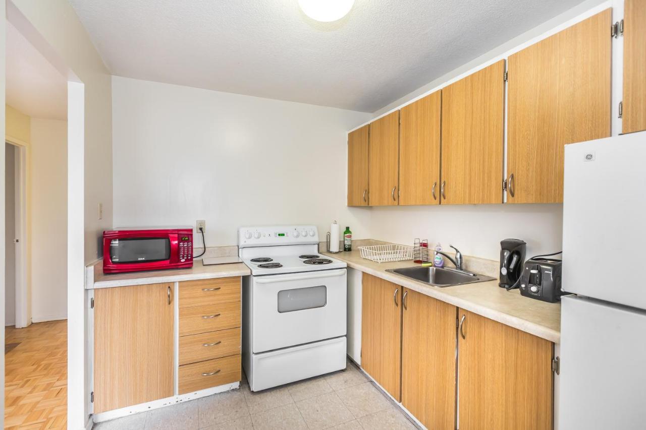 Apartamento Toronto Furnished Living-Gerard Exterior foto