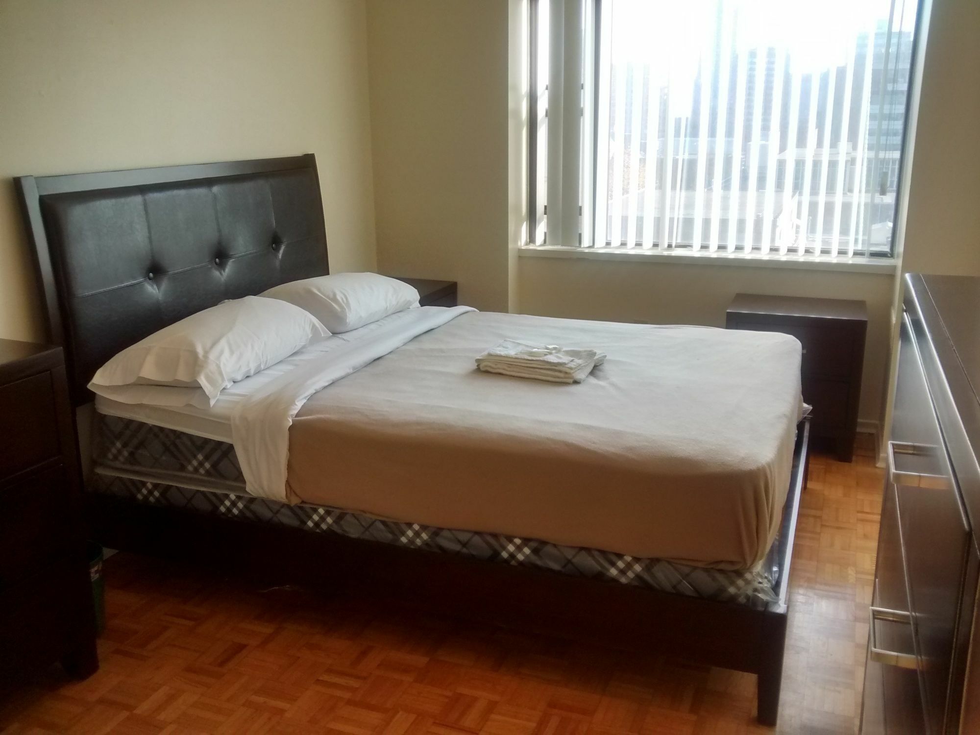 Apartamento Toronto Furnished Living-Gerard Exterior foto